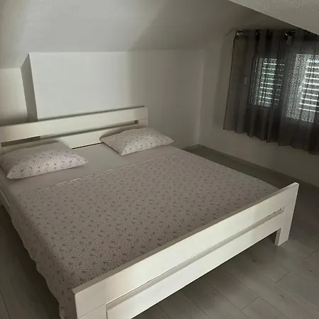 Blue Lagoon Apartman